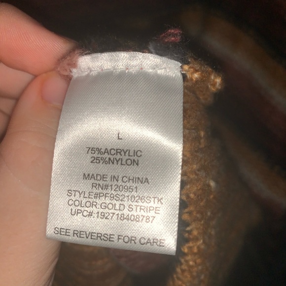 Striped Sweater Turtle Neck - Picture 3 of 3